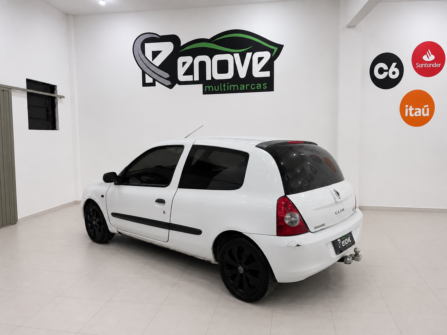 Renault Clio Hi-Flex 1.0 16V 3p 2012 — foto 2